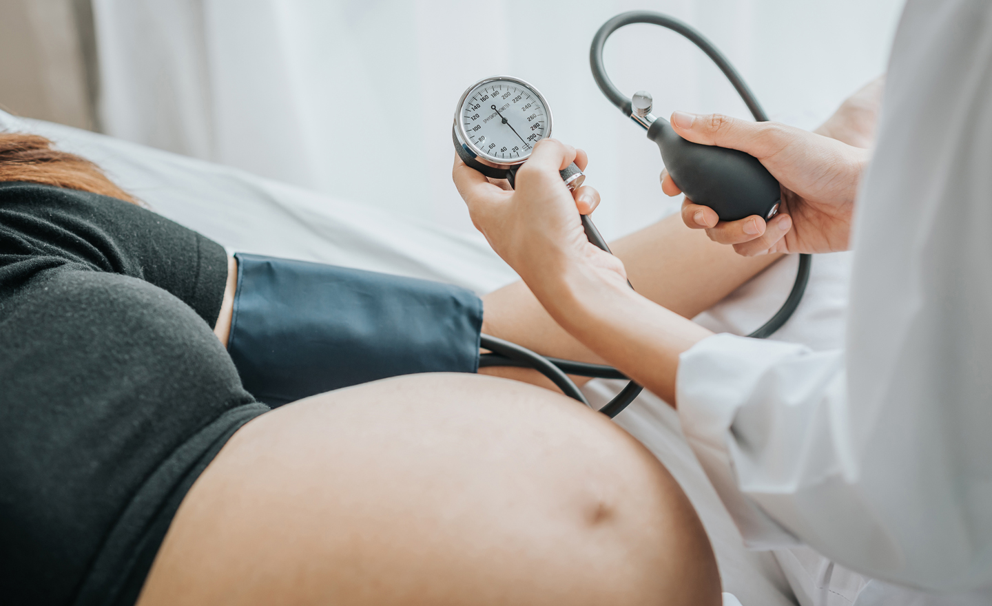 Conduire en étant enceinte : tout ce qu'il faut savoir