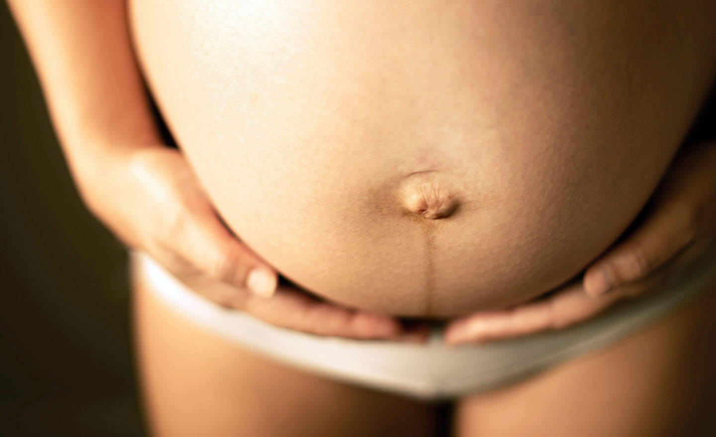 Ligne brune, vergetures : que dit votre "baby bump" ?