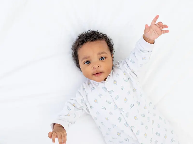 Développement d'un bébé de 3 mois