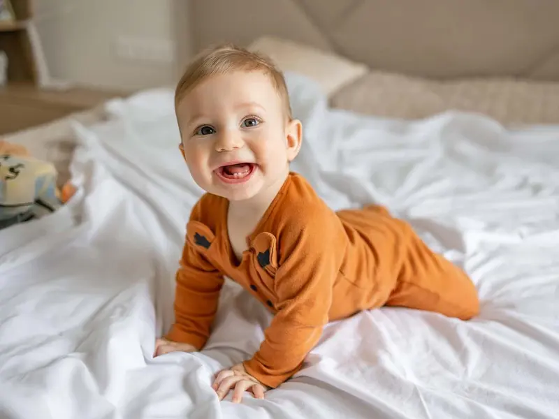 Développement d'un bébé de 8 mois