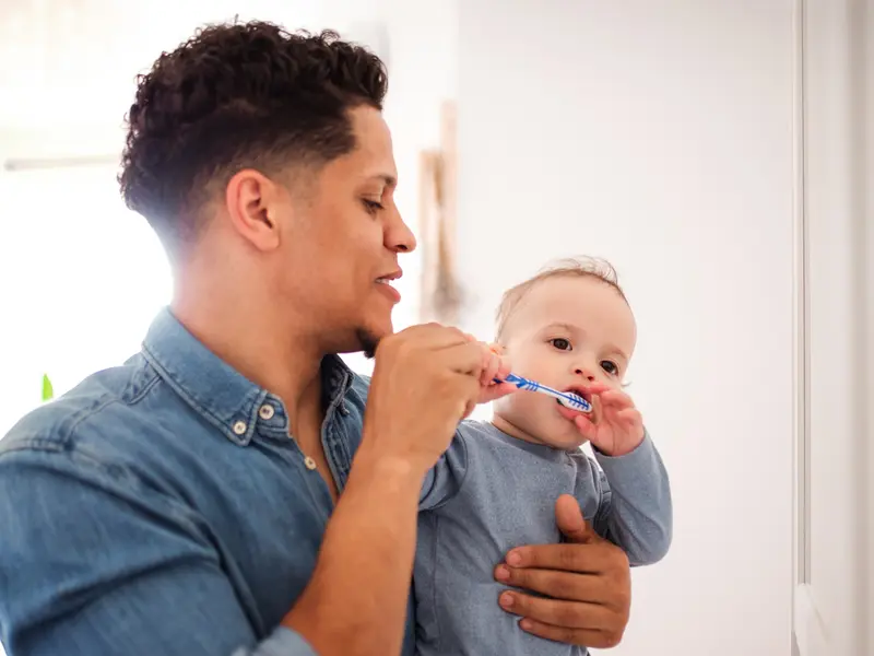 Comment entretenir les dents de lait de Bébé ?