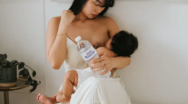 Eau pour bébé allaité