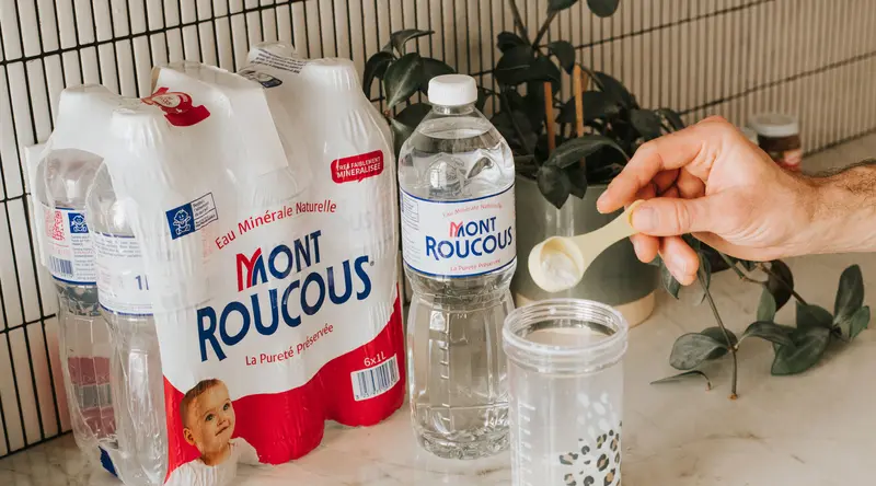 Choisir l'eau du biberon de Bébé